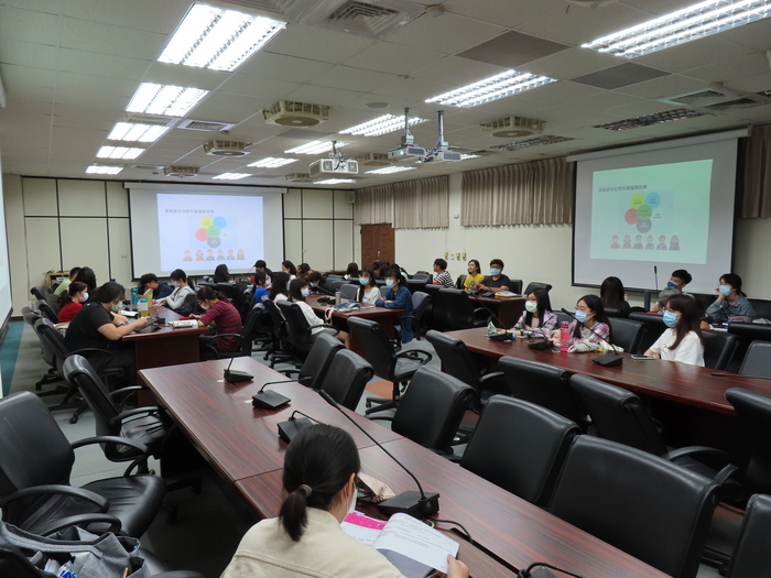 (活動快報)20210414長樂國小校長、中正國小教師蒞校分享屏東原住民課程與教學發展圖片