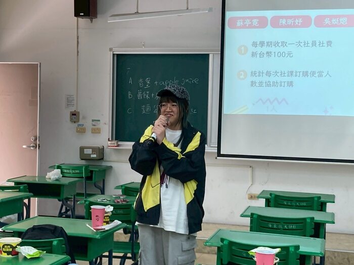 🎊今天是「鄉輔鄉成社團」的第二次社課！圖片