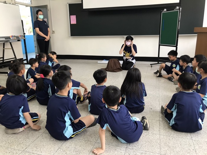 (活動快報)20210504師資生至東海國小及東海國小附設幼兒園，協助辦理國小低年級及幼兒園學童運算思維和運用機器人進行跨領域教學的分享圖片
