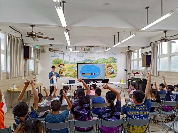 【🌞水泉國小夏日樂學 Day 2｜在探索中學習，在互動中成長！】圖片