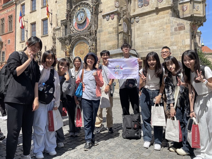 【Day 2 📚 從舊城到教室，捷克布拉格的教育之旅緩緩展開】圖片