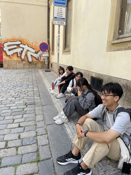 【Day 2 📚 從舊城到教室，捷克布拉格的教育之旅緩緩展開】圖片