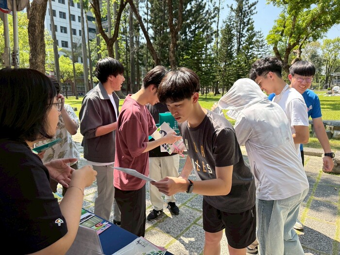 屏商校區擺攤圓滿結束！ 圖片