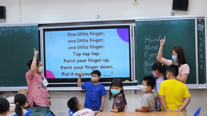 【活動快報】在地英文共學共好：東海國小低年級教學實作圖片