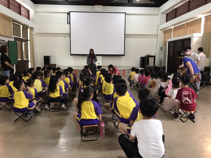 (活動快報)20210419師資生至佳冬國小及佳冬國小附設幼兒園，協助辦理國小低年級及幼兒園學童運算思維和運用機器人進行跨領域教學的分享圖片