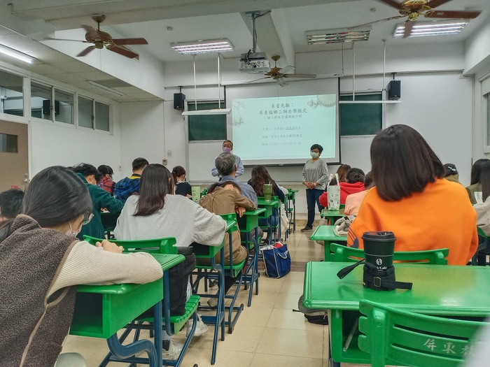 (活動快報)202100322枋寮國小校長蒞校分享國小彈性學習課程圖片