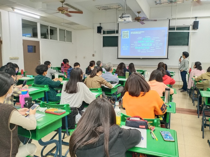 (活動快報)202100322枋寮國小校長蒞校分享國小彈性學習課程圖片