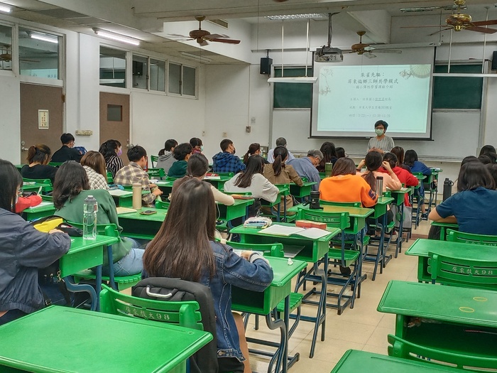 (活動快報)202100322枋寮國小校長蒞校分享國小彈性學習課程圖片