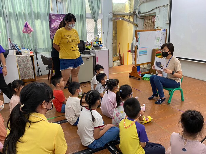 【ACTIVITIES】Localization Bilingual English learning: Teaching practice in Jiadong kindergartenImage