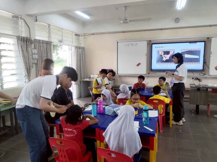 【06.18｜Day 6：跨越語言的溫度 —— 走進拉务八里新村华小 🏫】圖片