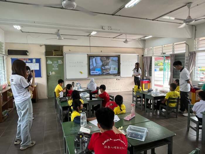 【06.18｜Day 6：跨越語言的溫度 —— 走進拉务八里新村华小 🏫】圖片